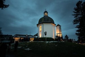 Best Places to Spend Christmas in Europe-Salzburg